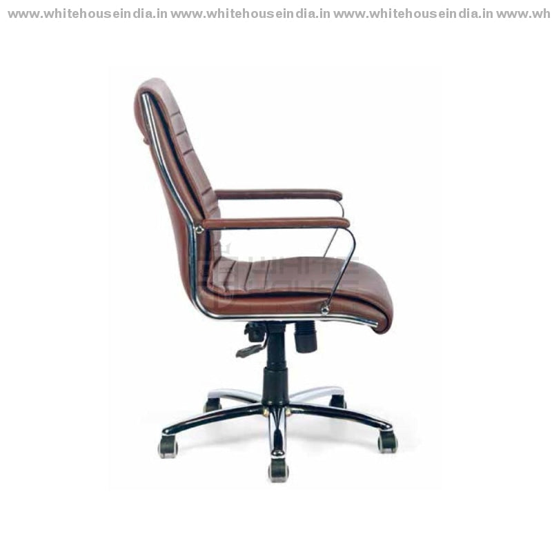 C-05 Cm Mb Director Chairs